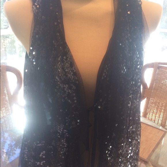 Elie Tahari "Eleanor" Vest - Picture 4 of 5