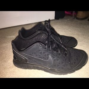 Nike Free Fit 2- All Black