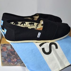 TOMS "One for One" Black Slip-On Canvas Classic