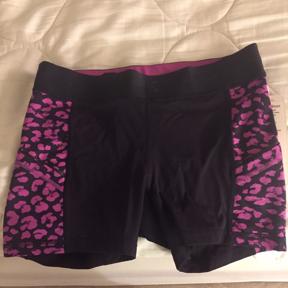 Lululemon What The Sport Short - Leopard print