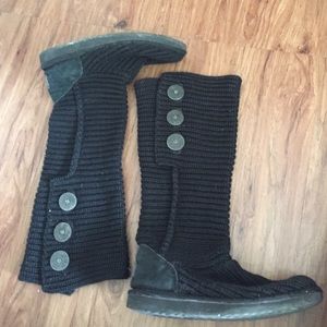 Black Cardy UGG boots