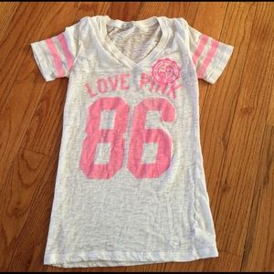 VS pink T shirt