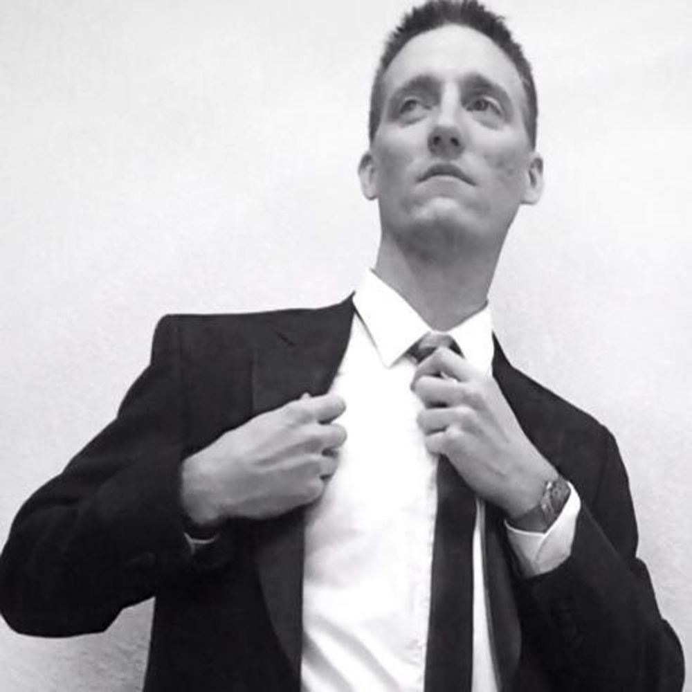 Meet your Posher, Ethan