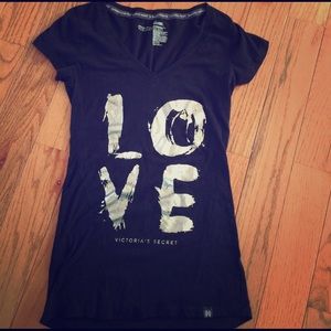 VS Super Model Essentials T shirt