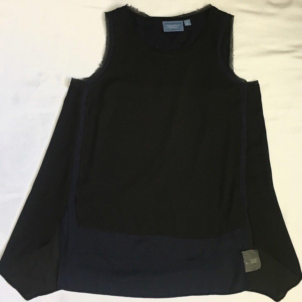 Simply Vera Vera Wang // Black & Blue Shirt