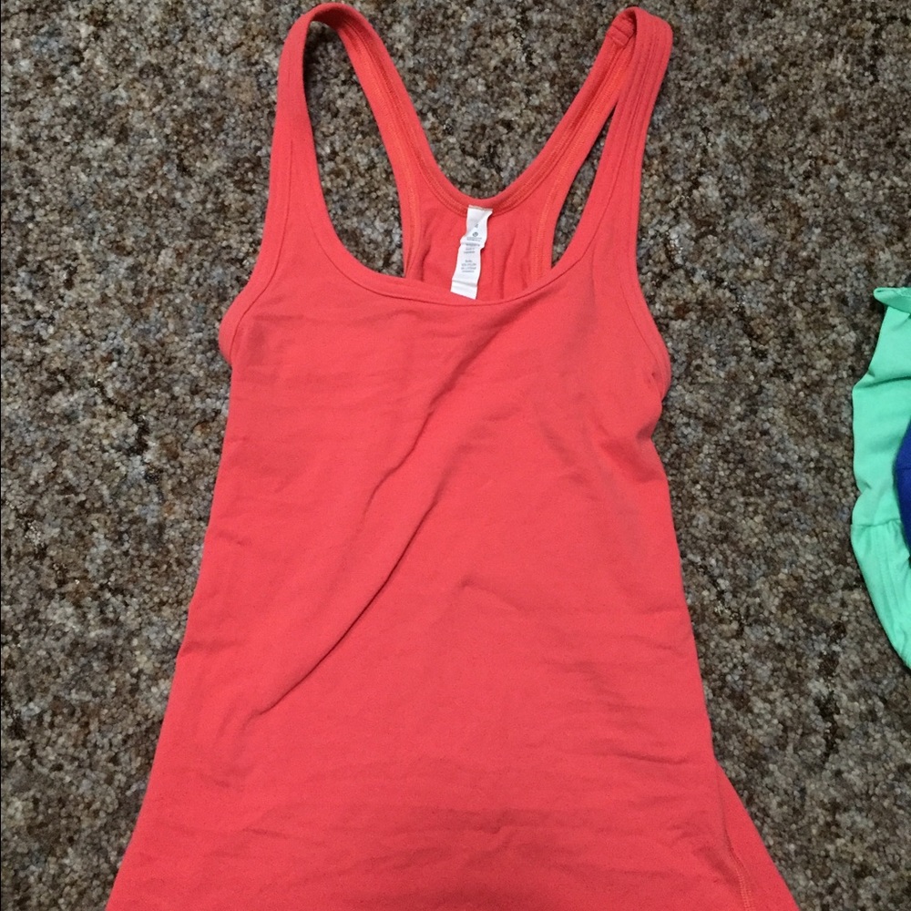 Lulu lemon tank