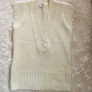 GAP sweater vest