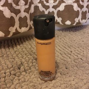 MAC Matchmaster foundation