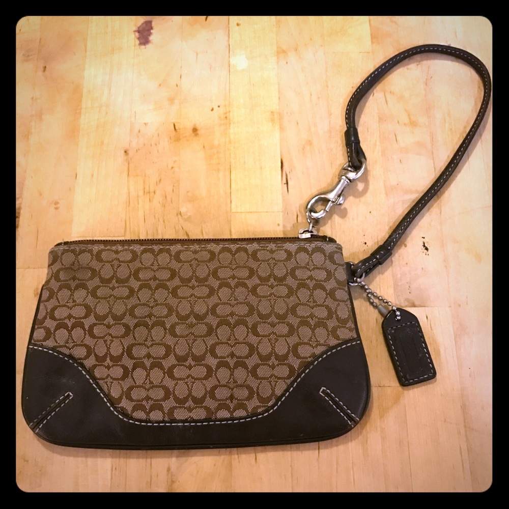 Coach wristlet brown