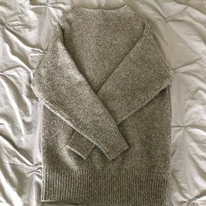 Uniqlo sweater