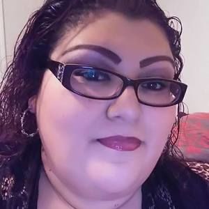 Meet your Posher, Avalos