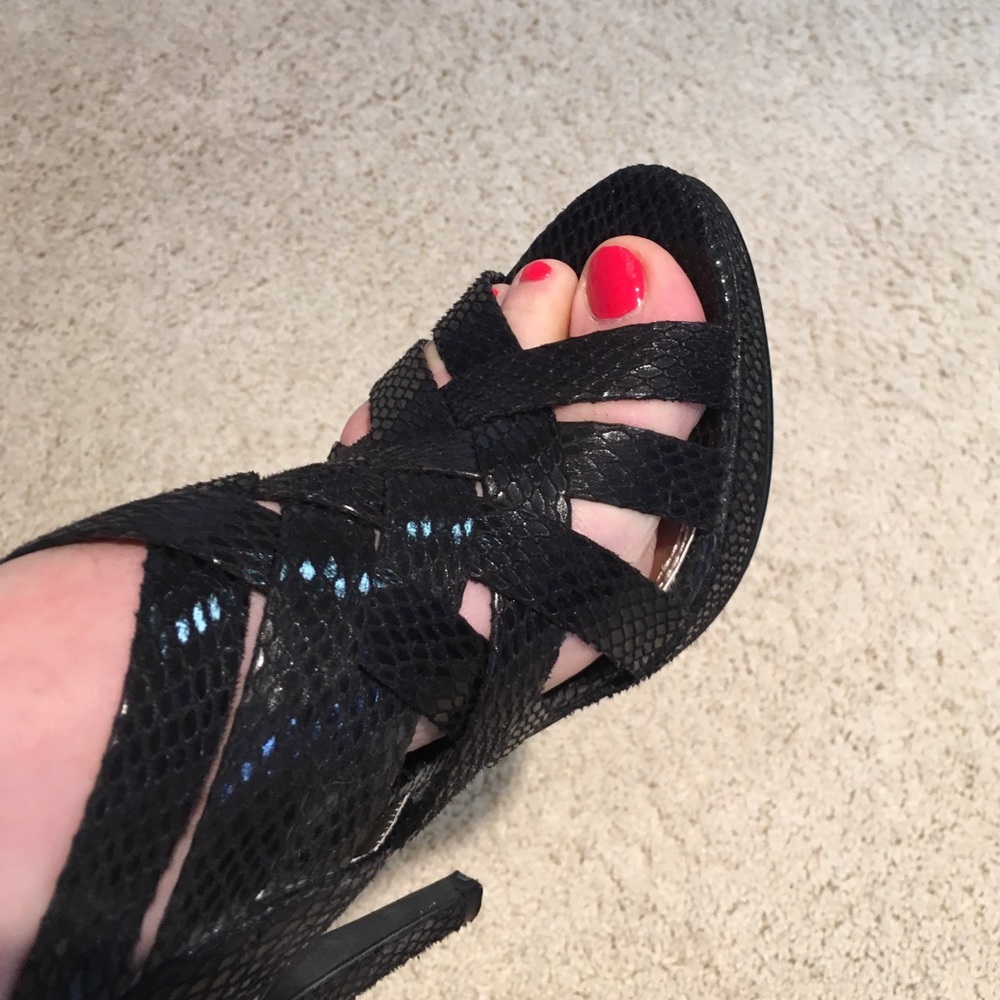 Strappy heels | black | faux snake skin