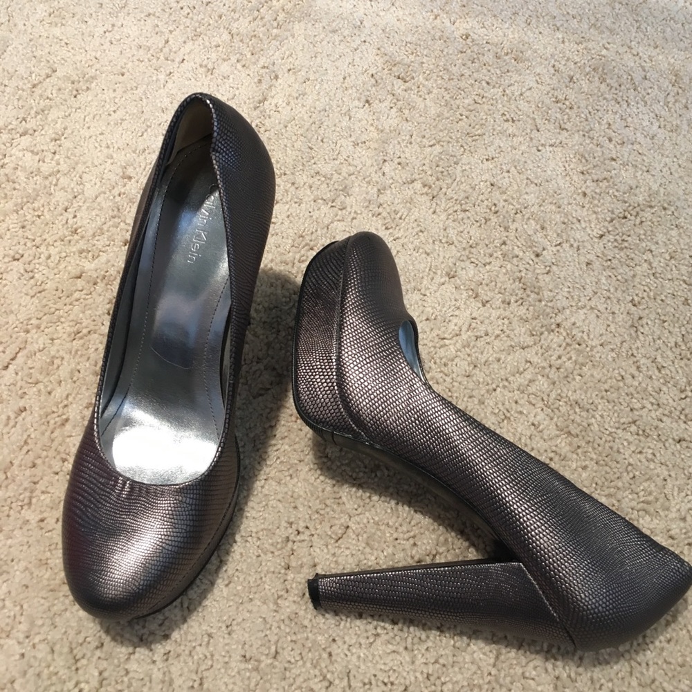Grey/silver Calvin Klein Platforms