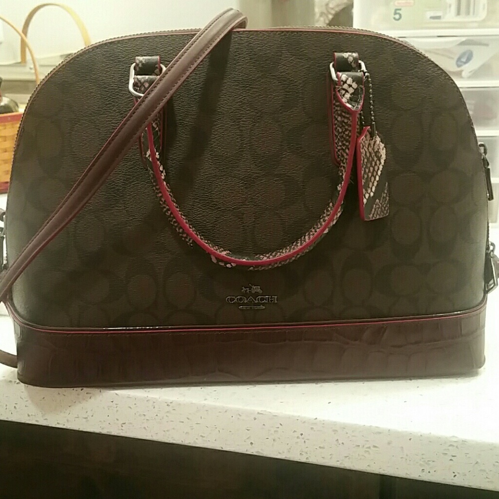 Coach purse