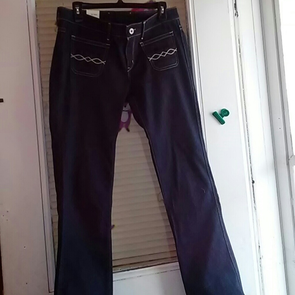 Brand new never worn Levi jeans