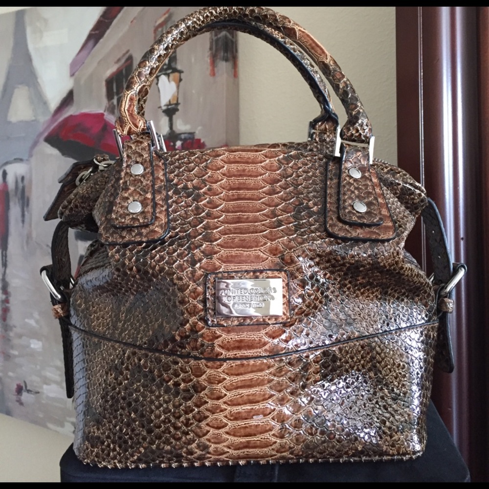 SOLD!!!  UNITED COLORS OF BENETTON HANDBAG