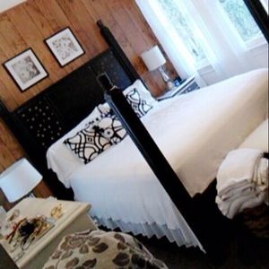 4 head boards and 1 foot board left.