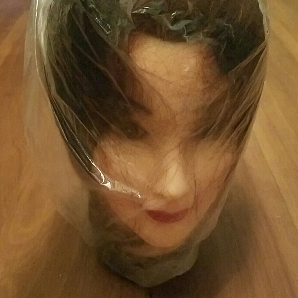 Long hair manakine head