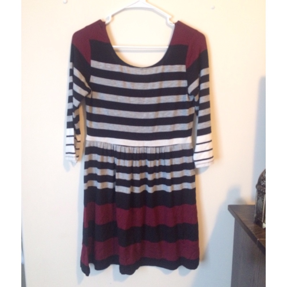 striped 3/4 length dress
