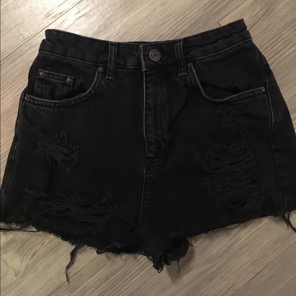 topshop moto distressed shorts