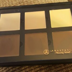 Anastasia beverly hills cream contour pallet