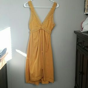 Gotta go!! NWT Mustard dress