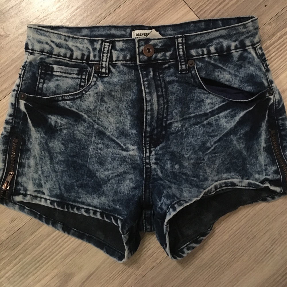 Forever 21 Acid wash jean shorts