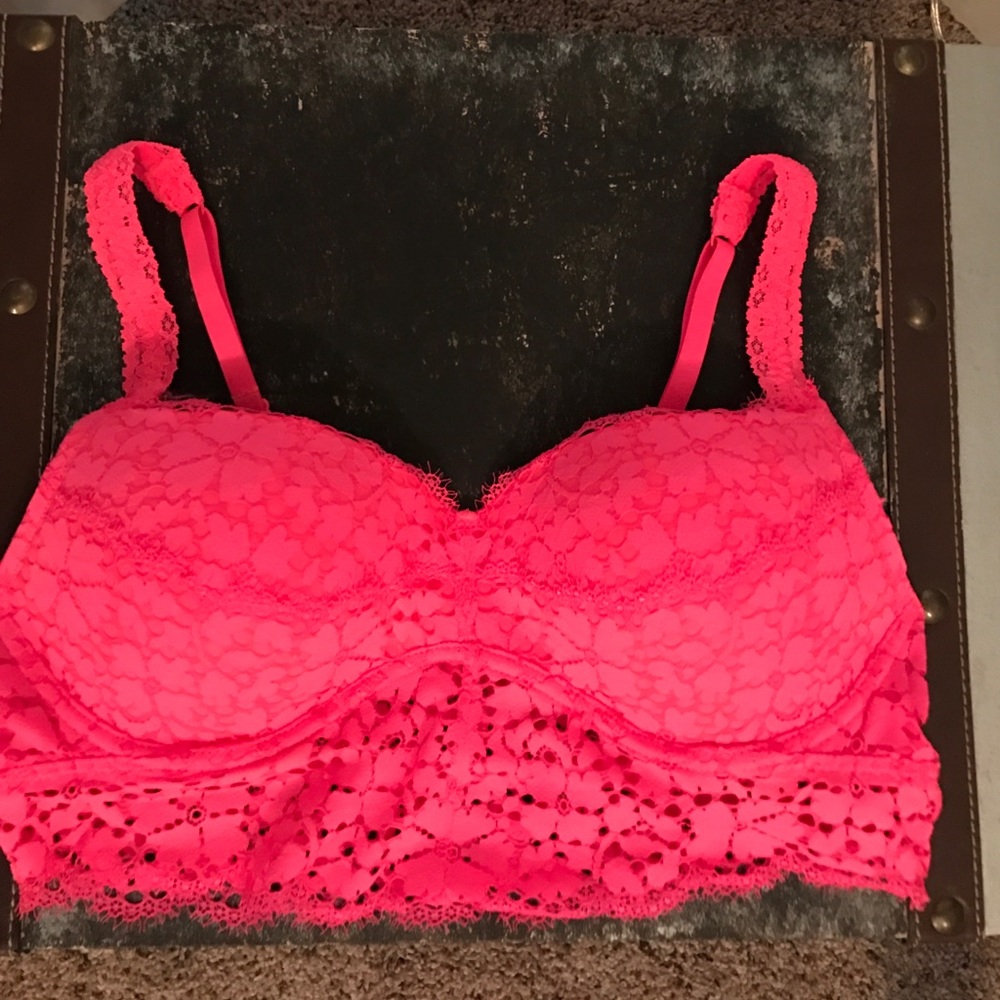 VS PINK lace padded bra NWOT