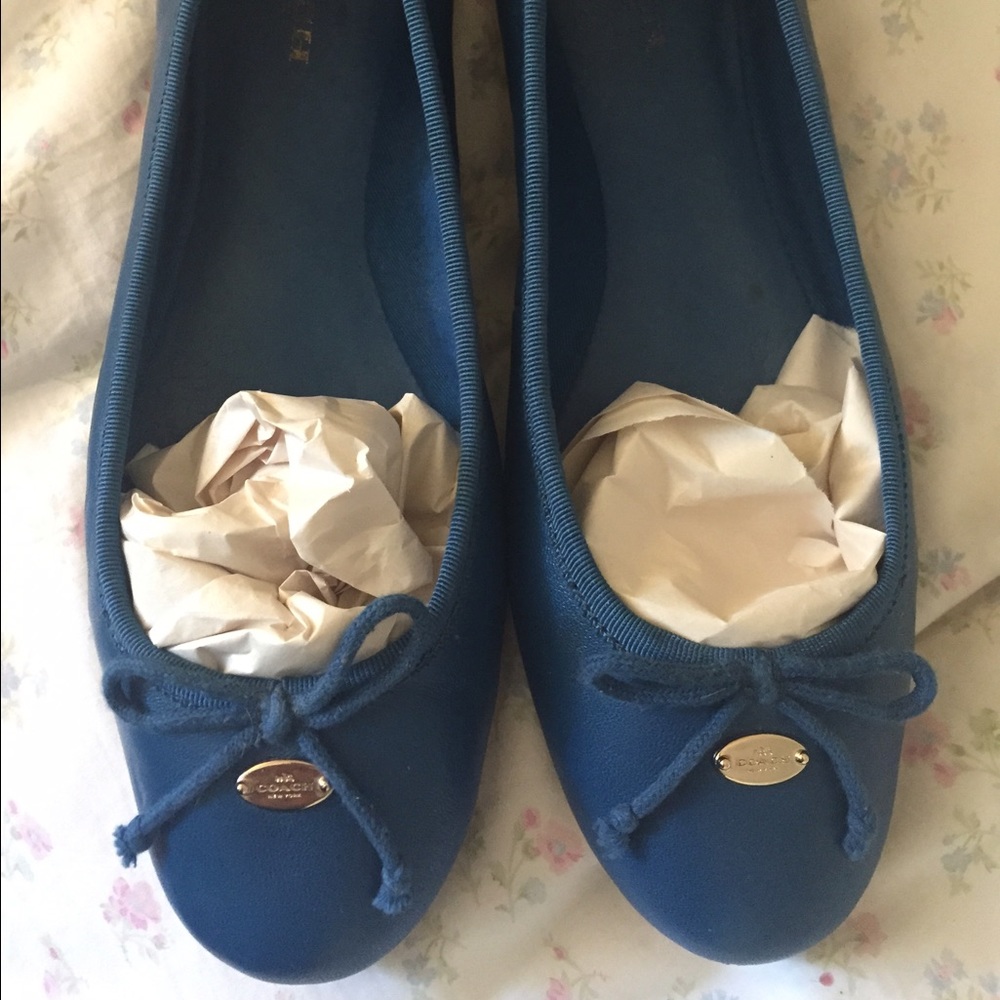 Coach Flats
