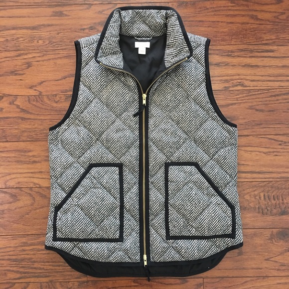 J. Crew Women’s Herringbone Vest with Size Pockets Size Medium - Picture 1 of 5