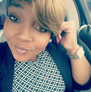 Meet your Posher, Stacy