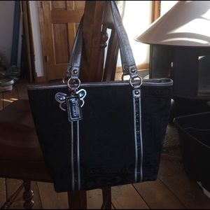 Coach poppy black & silver purse