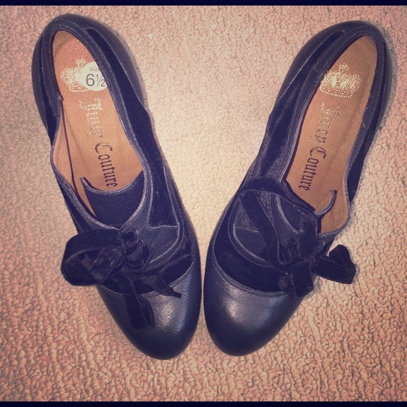 Juicy Couture Leather+Velvet Mary Jane Pumps - Picture 2 of 3
