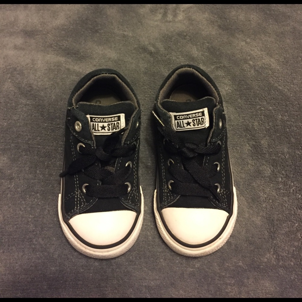 Toddler sneakers