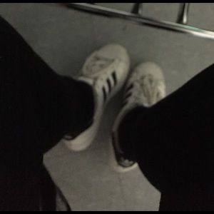 Meet your Posher, Leila