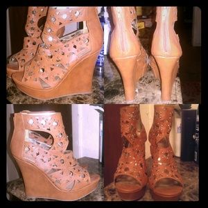 Fabulous Platform Heel SIZE 11