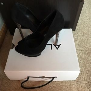 👠👠Aldo peep toe Pumps