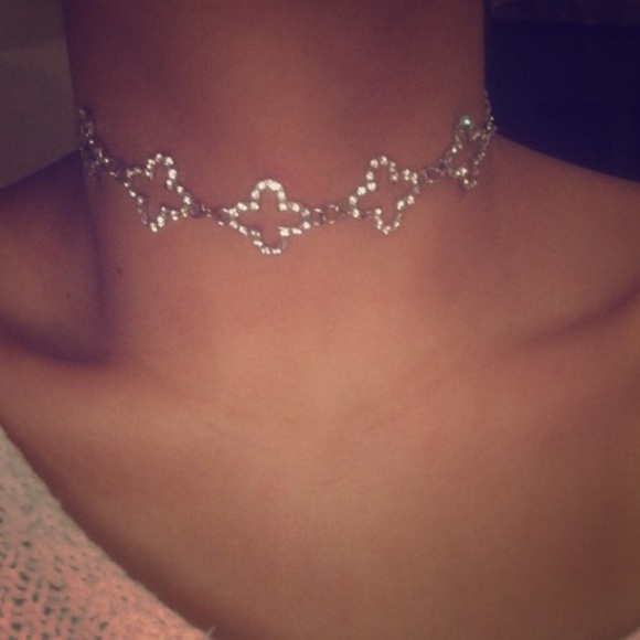 Rhinestone Choker - Picture 3 of 6