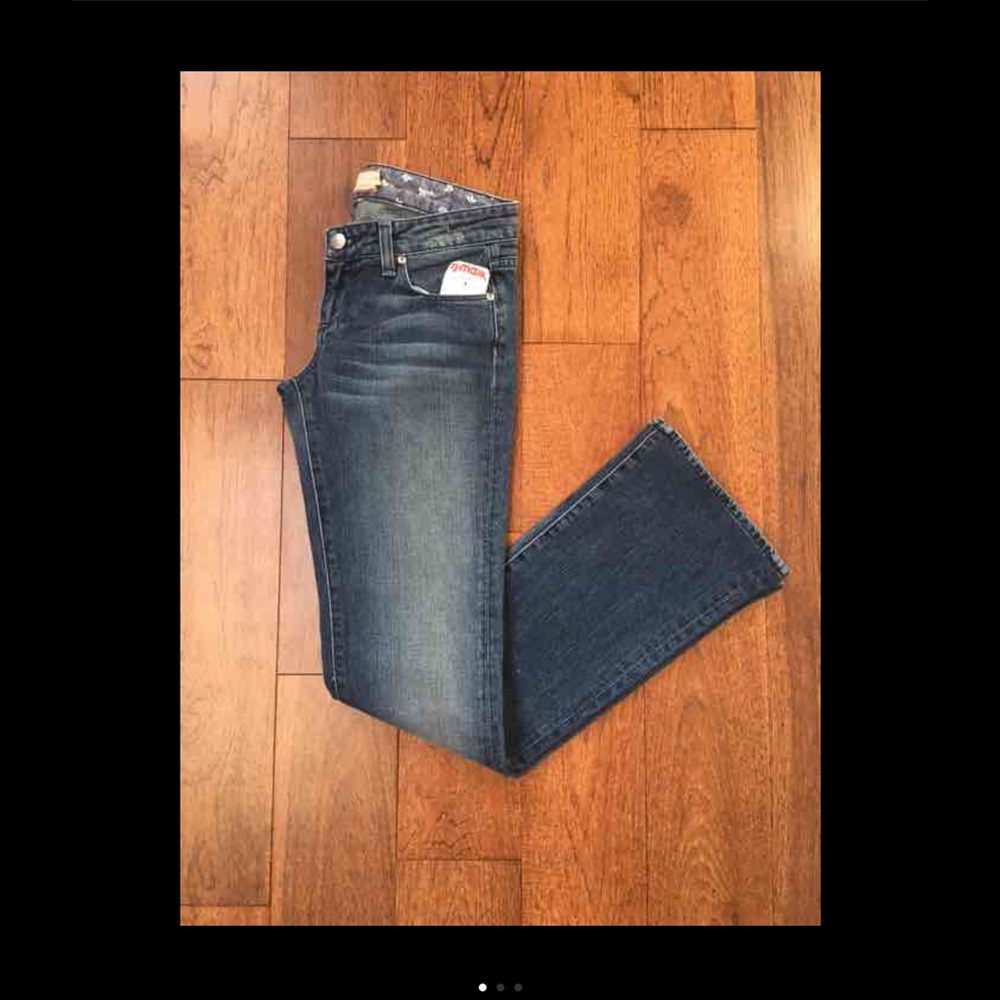 *SOLD* Paige premium denim jeans. Size 25.