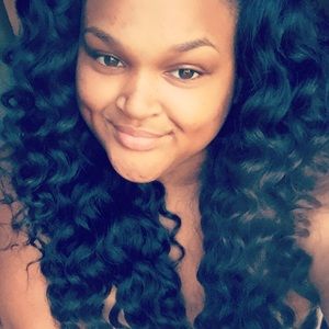 Meet your Posher, Renessa