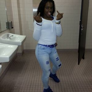 Meet your Posher, Briana