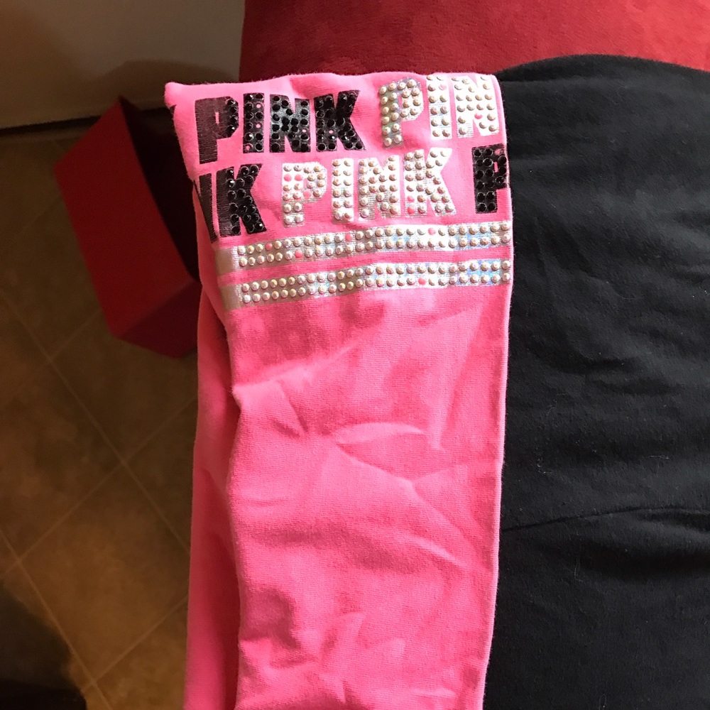 PINK crop leggings