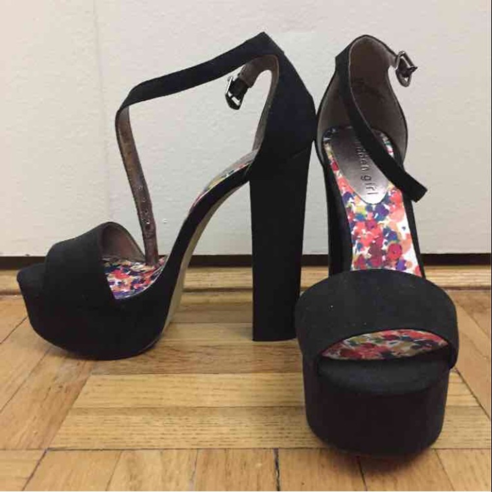 Madden Girl black heels