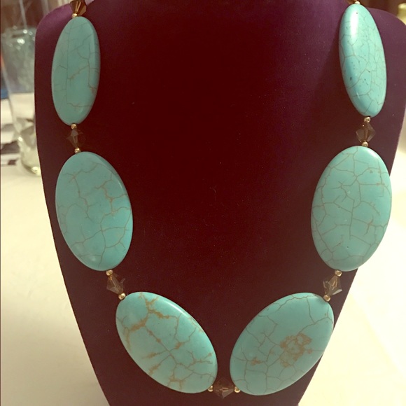 Turquoise and Swarovski Necklace - Picture 1 of 4