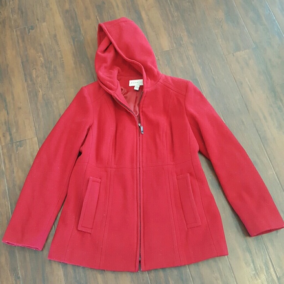 Red Jacket - Picture 1 of 2
