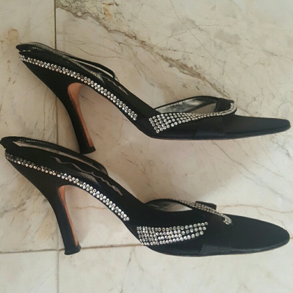 Nina Rhinestone Pump - Picture 3 of 3