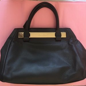 RRyan Leather Vince Camuto Bag