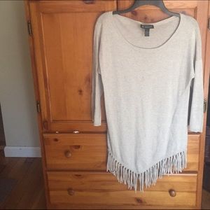 Inc cream sweater size medium. Only wore it once