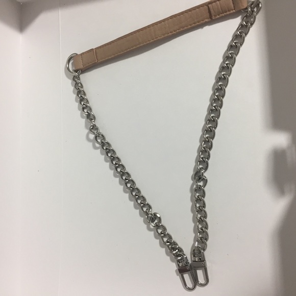 Express Faux Raffia Fold Over Clutch opt. Strap - Picture 8 of 8