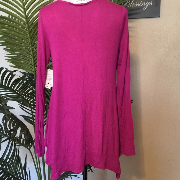 Printed addicted to Love Long Sleeve - Picture 3 of 4